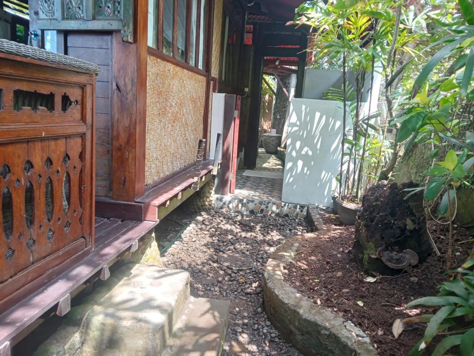 Pondok Pisces Bungalows Balian Beach Selemadeg  Экстерьер фото