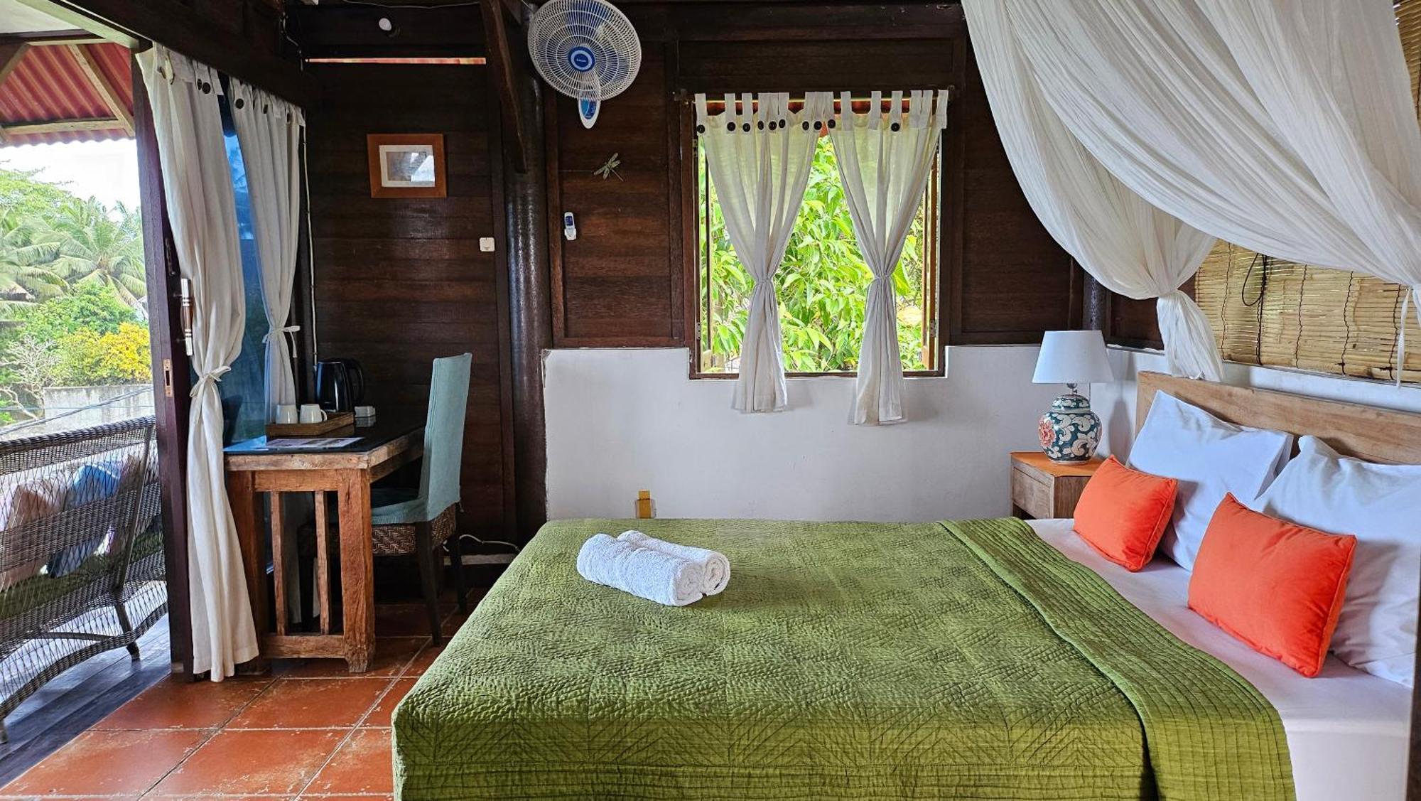 Pondok Pisces Bungalows Balian Beach Selemadeg  Экстерьер фото
